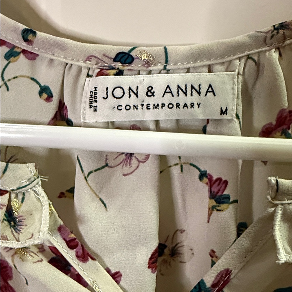 Jon & Anna Contemporary White Floral Blouse - Picture 3 of 3